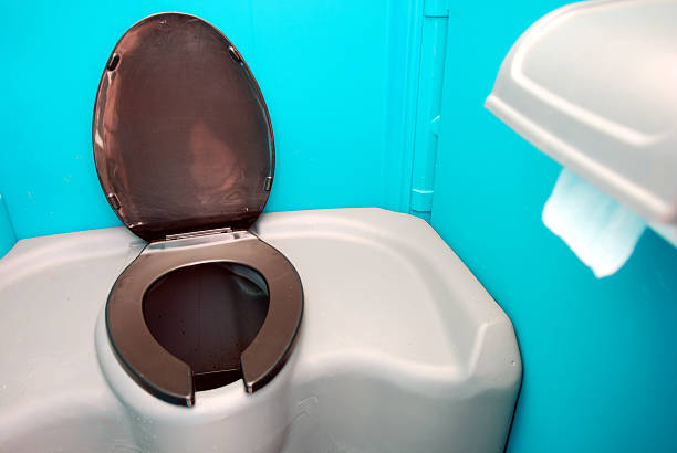 Best Porta potty delivery and setup  in La Crosse, KS