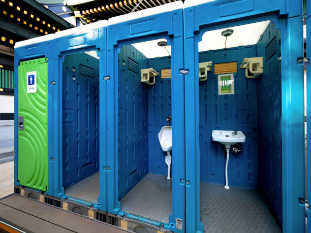 Best Construction site porta potty rental  in La Crosse, KS